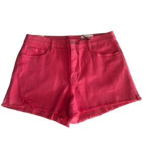 Cosmic Blue Love Women’s Coral Distressed Denim Shorts NWOT Size 31